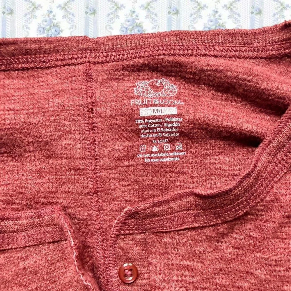 Fruit of the Loom Women's Medium Large  Soft red cotton onesie button up design - Picture 3 of 4